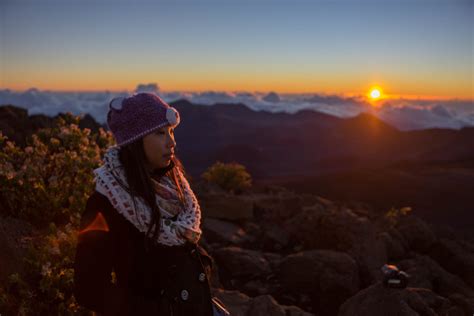 How To Watch Sunrise At The Haleakala Crater In Maui Hi That