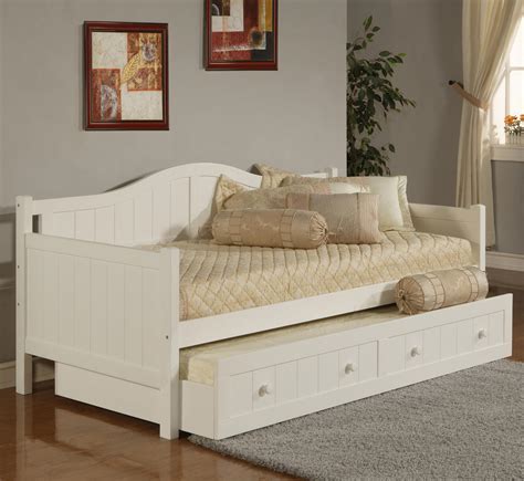 Hillsdale Staci Twin Staci Daybed With Trundle Johnny Janosik Bed Headboard Footboard