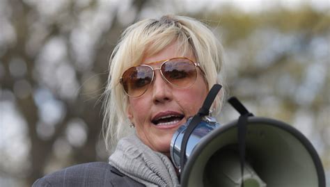 Erin Brockovich To Visit Stuart About Toxic Algae St Lucie About