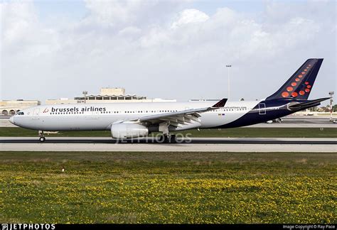 Brussels Airlines Airbus A330 343 Registered Oo Sfx Airbus