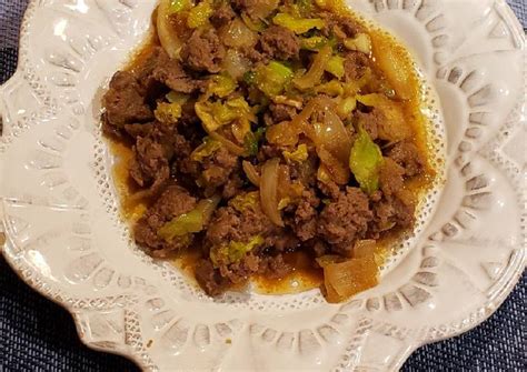 Saat ini sudah banyak orang yang menjual burger, mulai dari otlet otlet kecil hingga restoran mahal yang. Resep Daging Cincang Saos Teriyaki oleh Tiara Dpj - Cookpad