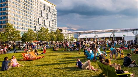 Find up to four landscaping pros. 6 Picks: Boston's Seaport District | New England Living