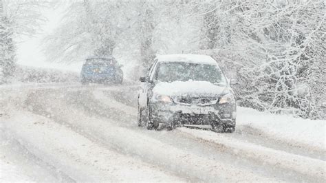 Winter Driving How To Prepare You And Your Car Motoring Research