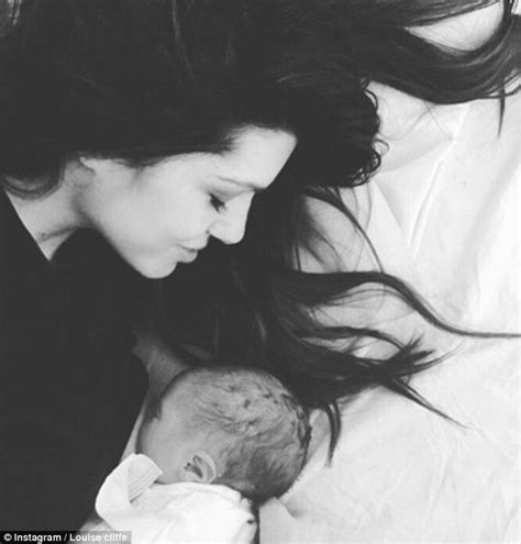 Big Brother Star Louise Cliffe Shares Breastfeeding Snaps Daily Xxxpicz
