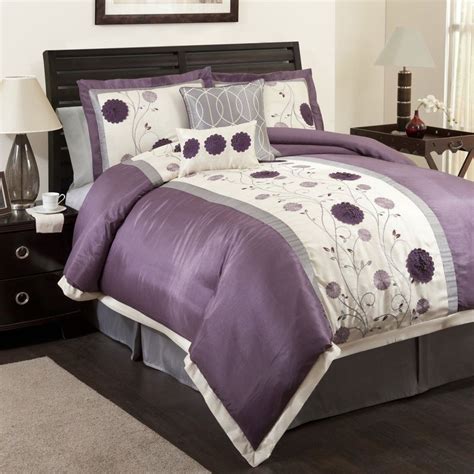 So let's choose an exciting and colorful bedding set to customize your bedroom. grey and purple bedrooms | Purple and Grey Floral ...