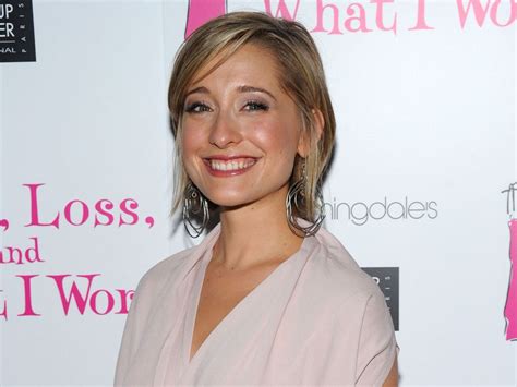 Smallville Actress Allison Mack Pleads Not Guilty In Human Trafficking