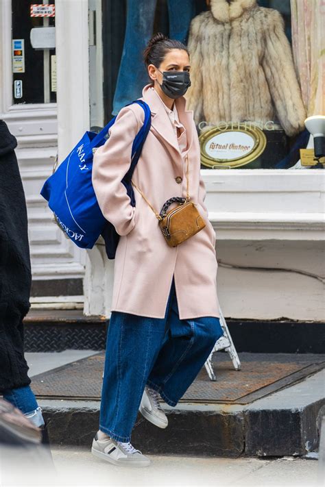 Katie Holmes In A Dust Pink Coat Shops At Ritual Vintage In Nyc 03062021 • Celebmafia