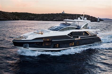 Discover azimut grande 27 metri on the azimut yachts official website. Azimut Grande 27