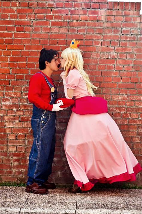 Princess Peach Kisses Mario