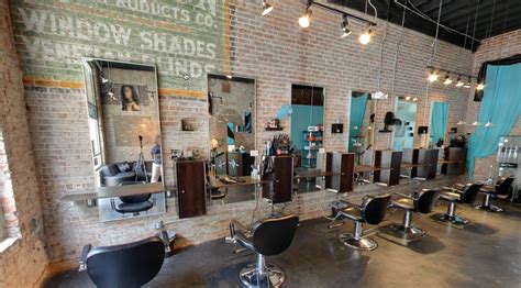 His & her hair salon in augusta, ga offers haircuts, styles, and color as well as makeup, skin treatments, and body waxing. Salon Moraee, GA | Curls Understood