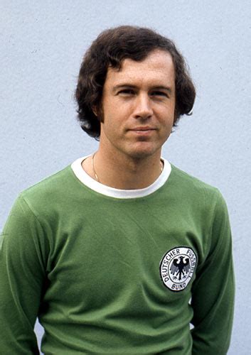 Find the perfect franz beckenbauer 1990 stock photos and editorial news pictures from getty browse 450 franz beckenbauer 1990 stock photos and images available, or start a new search to. Franz Beckenbauer - Legendy Futbolu