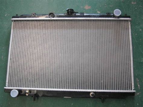 Nissan Infiniti Auto Radiator 21460 BU500 Glory Parts Co Ltd