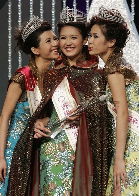 Ten delegates completed for the title. Miss Hong Kong 2017 Juliette Louie and four other beauty ...