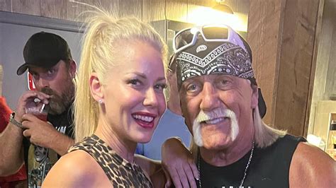 Hulk Hogan Marries Third Wife Sky Daily In Secret Florida Wedding But