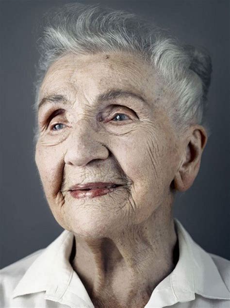Fotógrafo Registra Pessoas Com Mais De100 Anos De Idade Rostos