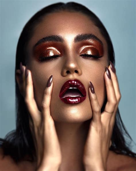 Glossy Eye Makeup Red Lipstick Photoshoot Makeup