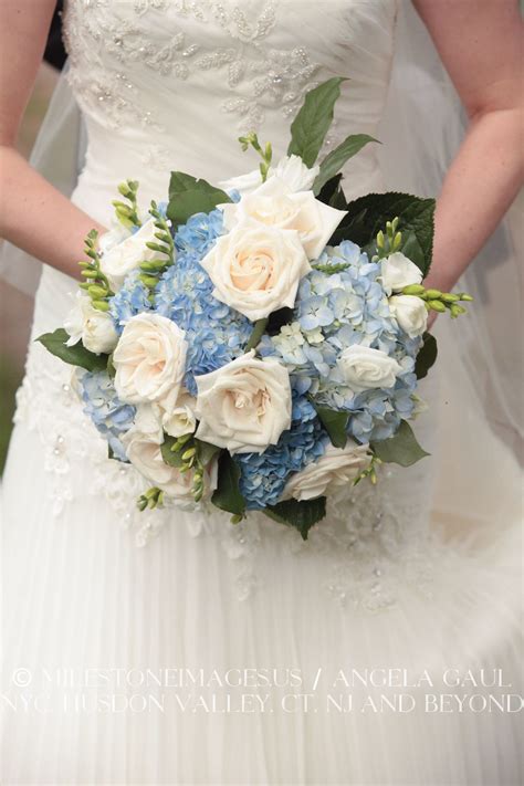 Pin By Angela Gaul On Real Wedding Bouquets And Boutonnieres Flower