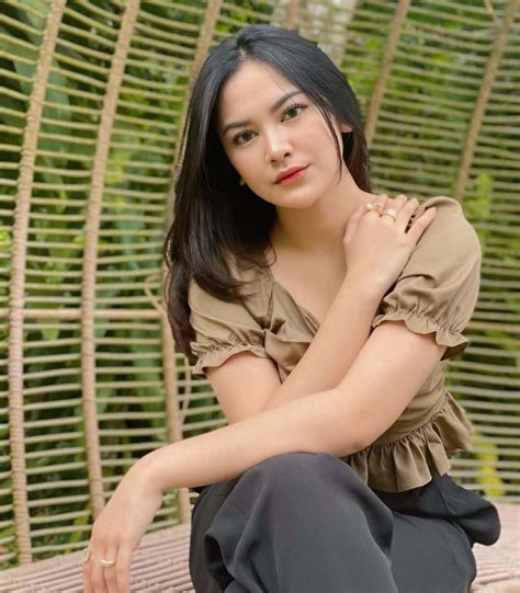 Mahalini Raharja Biodata Profil Fakta Umur Agama Pacar