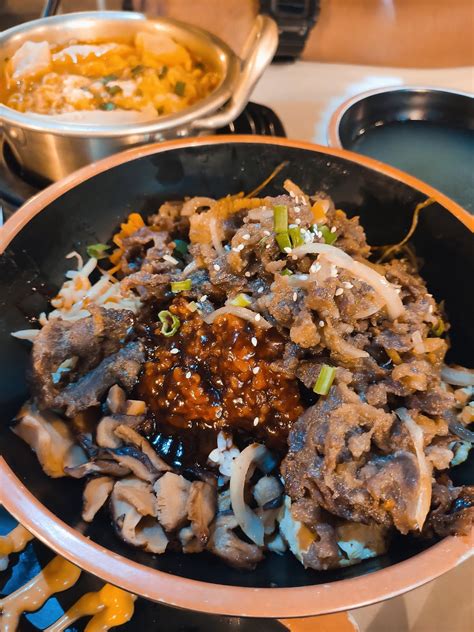 Selain lezat, masakan ini dijamin halal dan bercita rasa oriental yang siap memanjakan lidahmu. Nikmati Makanan Korea Halal Di Eid Authentic Korean ...