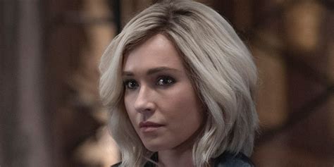 Scream Photos Give Another Look At Hayden Panettiere S Kirby Reed