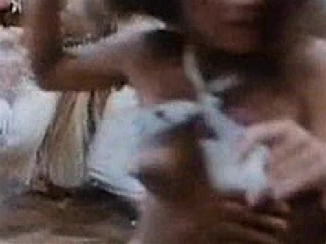 Nude Video Celebs Maren Jenson Nude Beyond The Reef