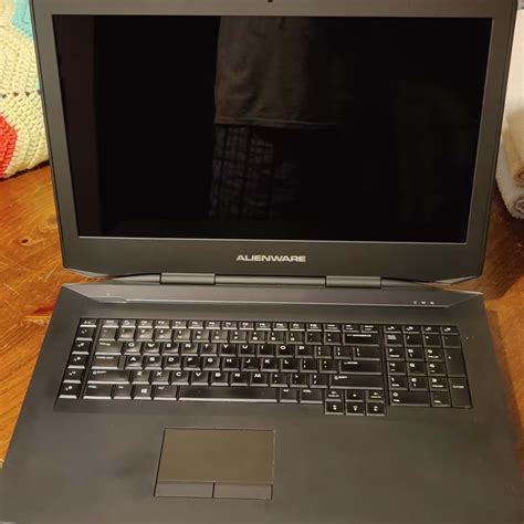 Alienware 18 Gaming Laptop I7 4700 Cpu On Jawa