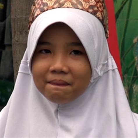 Dw News On Twitter Schoolgirls In Indonesia Are Facing Mounting