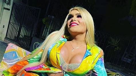 Wendy Guevara De Las Perdidas Anuncia Liposucci N Con Foto Donde Se Le