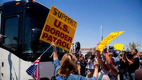 California Protesters Turn Back Migrant Buses Us News Sky News