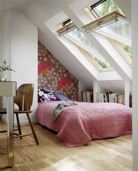Diese wohnungsräume sind total charmant, aber sie haben auch einigen einschränkungen. Elegantes Bild von Dachboden-Schlafzimmer-Design-Ideen ...