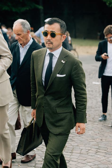 Pitti Uomo's Best-Dressed Men Will Show You How to Dress This Summer | Green suit men, Cool ...