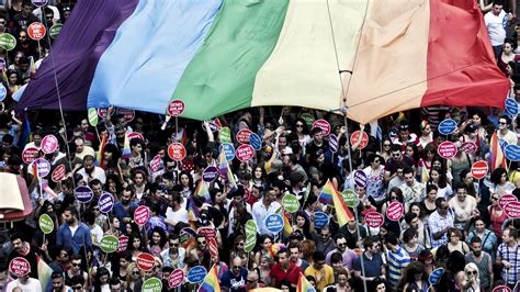 Turquie Istanbul Interdit La Gay Pride En Invoquant La S Curit