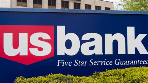 Us Bancorp Could Close Up To 450 Branches