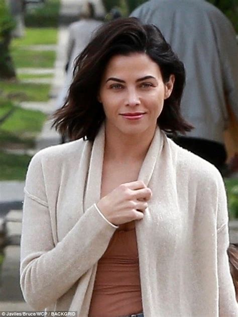 Jenna Dewan Turns Heads In Low Cut Tank Top While Out With Daughter Daily Mail Online