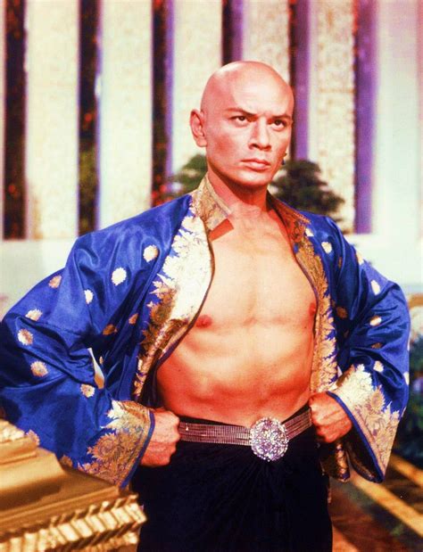 Cool And Comfortable Yul Brynner In The King And I Yul Brynner