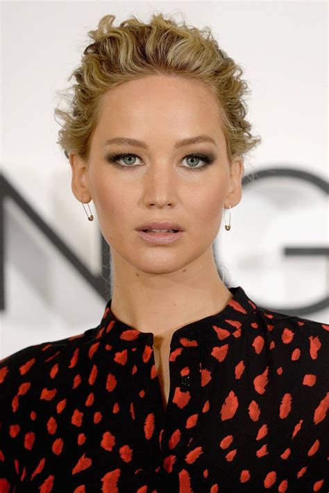 Jen Experimented With A Pretty Textured Updo While On Her Press Tour
