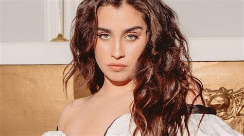 Lauren Jauregui Revela Que Seu álbum De Estreia Será Lançado Em 2020