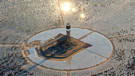 The World S Largest Solar Plant Started Creating Electricity Today