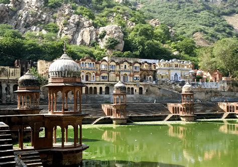 Places To Visit In One Day Trip From Delhi