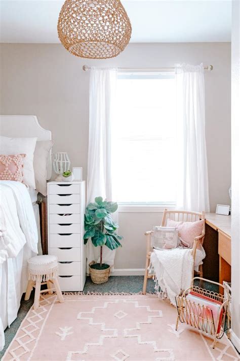 Boho Chic Dorm Room Window Hgtv