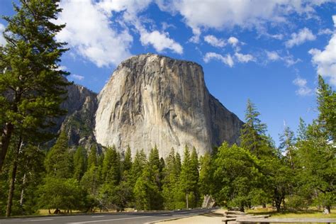 El Capitan Rock Formation In Yosemite Park Ca Yosemite Park