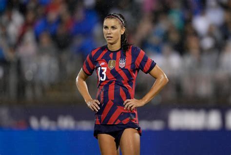 Sports Illustrated Swimsuit Shares Photos Of Alex Morgan Before World