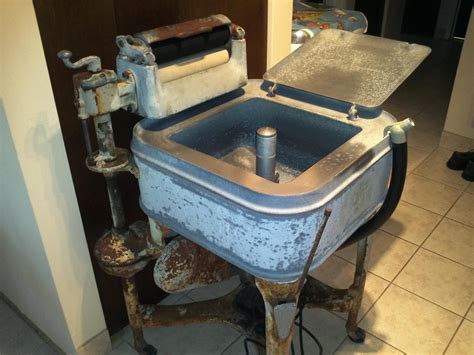 Before restoration of my 1935 Maytag model 30 wringer washer. | Wringer washer, Vintage laundry ...