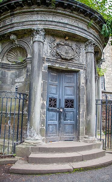 Historic Edinburgh Cemeteries To Explore Wandering Crystal