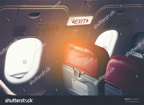 705 Airplane Emergency Exit Door Images Stock Photos And Vectors