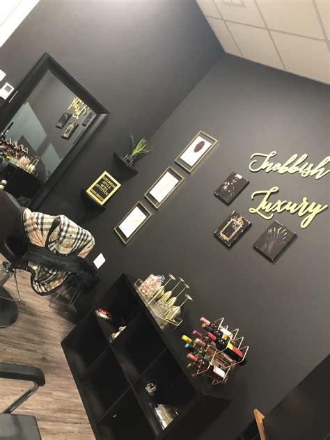 Black And Gold Theme Salon Salon Suites Decor Beauty Salon Decor