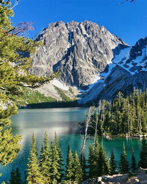 Some Information About Colchuck Lake Beautiful Nature Scenes Beautiful