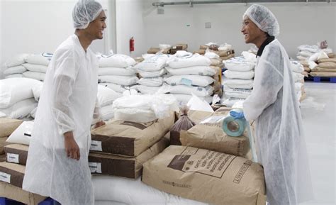 Barry Callebaut opens first chocolate factory in Indonesia ...