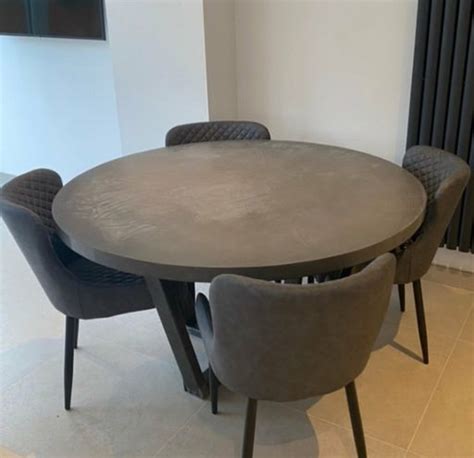 Round And Oval Concrete Dining Tables Daniel Polished Concrete Tables