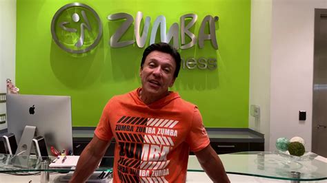 Beto Pérez Creador De Zumba Columnaestilos Youtube